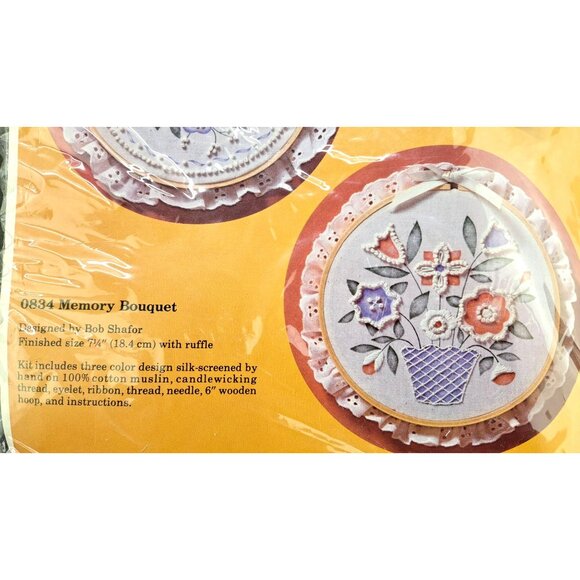 Vintage The Creative Circle 0834 Memory Bouquet Embroidery Kit Floral Hoop New - Picture 3 of 4